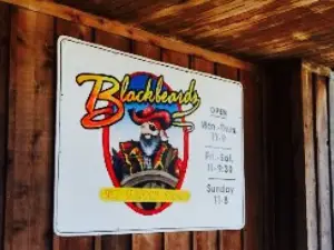 Blackbeard's B & B Bar-B-Que