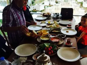 Ahmet's Restaurant