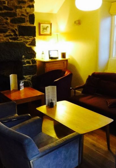 Cross Foxes Bar & Grill