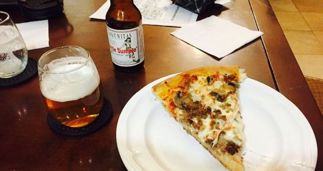 Moon Dogs Pizza
