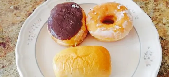 Riley Donuts