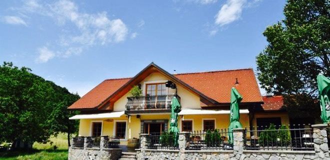 Gostilnica Jezero