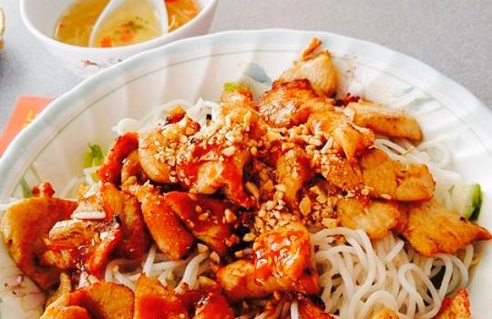 Phong Lan Vietnamese Restaurant