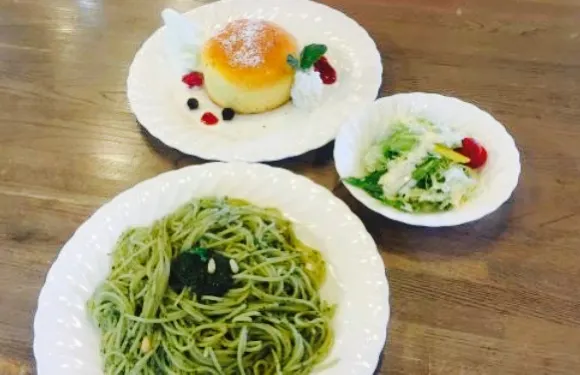 Takinoue-Cho Yakuba Fragrance House