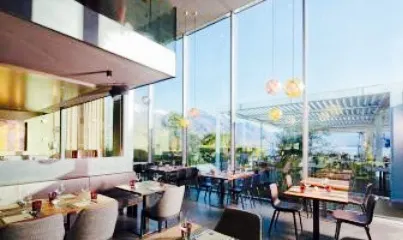 BLU Restaurant & Lounge