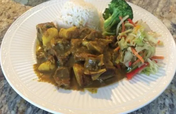 Mo'Bay Island Cuisine