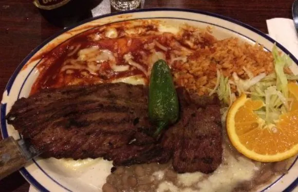 Casa Mendoza Restaurant