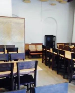 Red House Bar & Restaurant