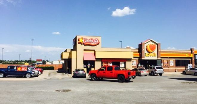 Carl's Jr.