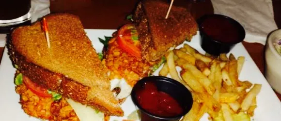 Green Mill Restaurant & Bar