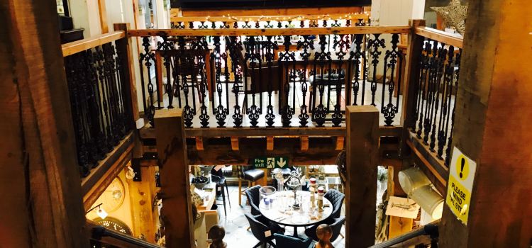Sack Store Emporium