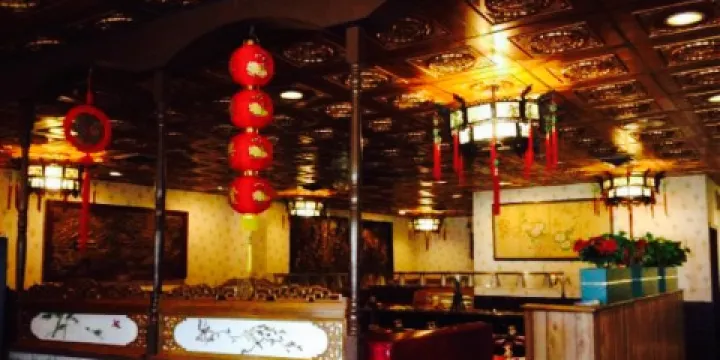 Golden Dragon Restaurant