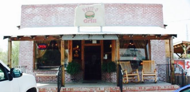 Main St Retreat Bar & Grill