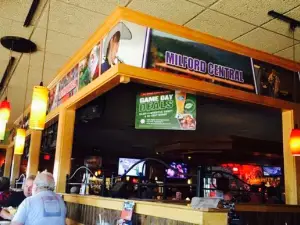 Applebee's Grill + Bar