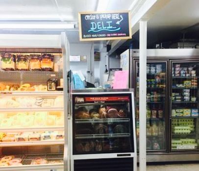 Cahoon's Market & Cottages