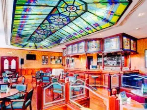 Al Khareef Pub