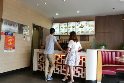 回味鴨血粉絲湯(華城店)