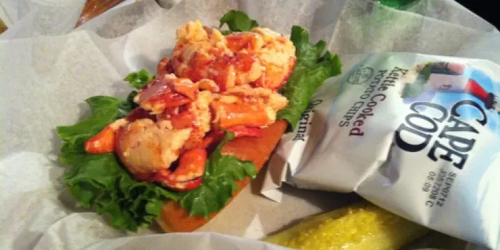 Quahog Republic Dive Bar