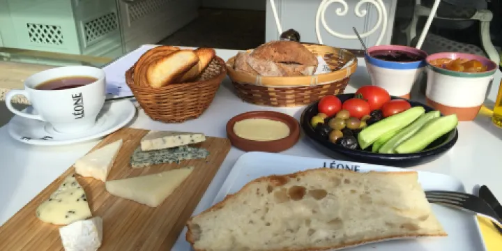 Leone Patisserie & Boulangerie