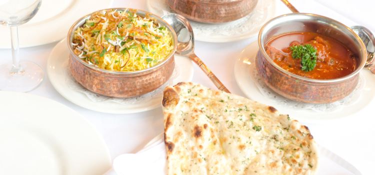 Naans & Curries