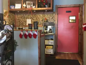 Cudahy Burger Joint