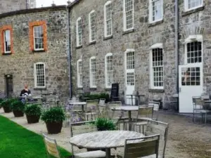 The Courtyard Cafe