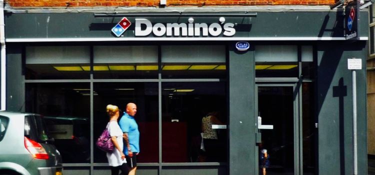 Dominos