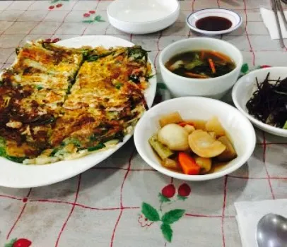 Famous Dongrae Sping Onion Pancake