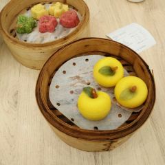 MU GUI YING User Photo
