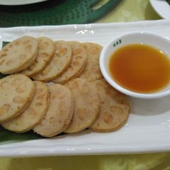 光明刘冰乳鸽店(光明法政北路店) User Photo