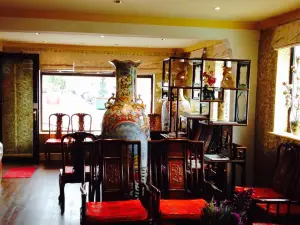 Choi's Restaurant