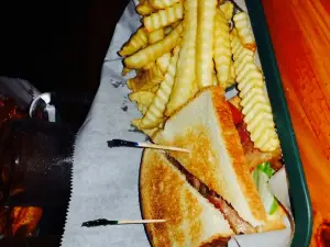 Shores Bar & Grill