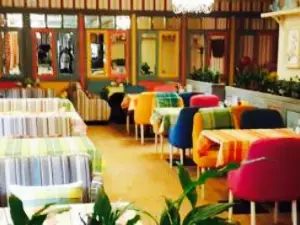 Pesto Cafe