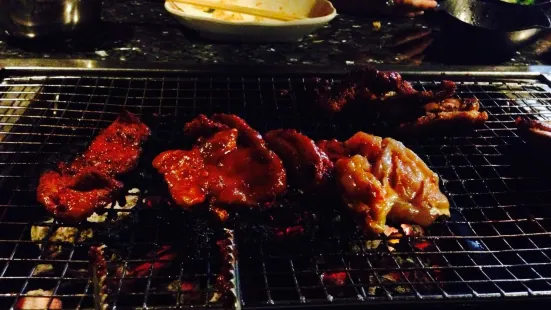 Yetgol Old Village Korean BBQ / All You Can Eat