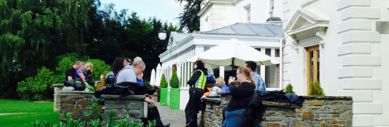 Pentrebach House Table Table
