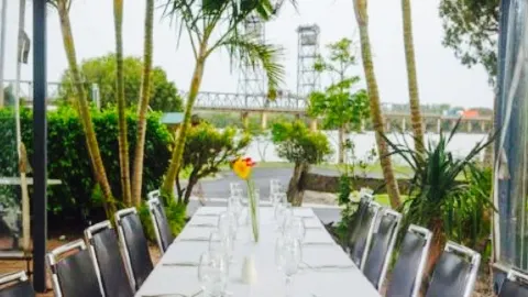 Harwood Hotel Restaurant in 揚巴