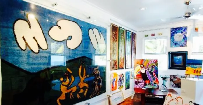 Barefoot art food wine