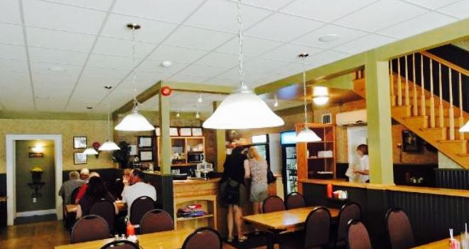 Lisa's Cafe