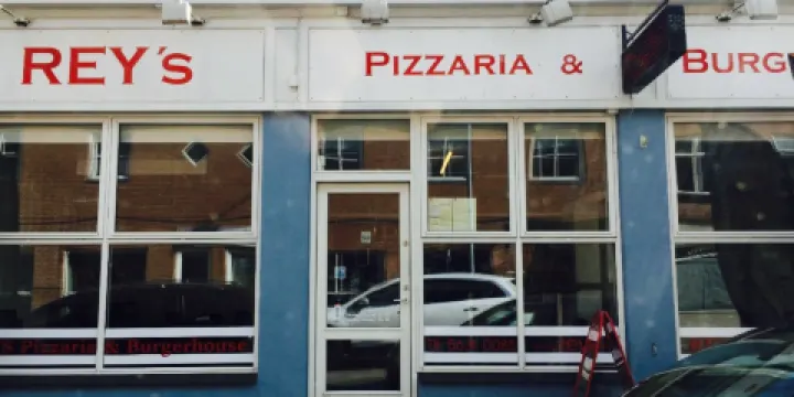 Rey's Pizzeria