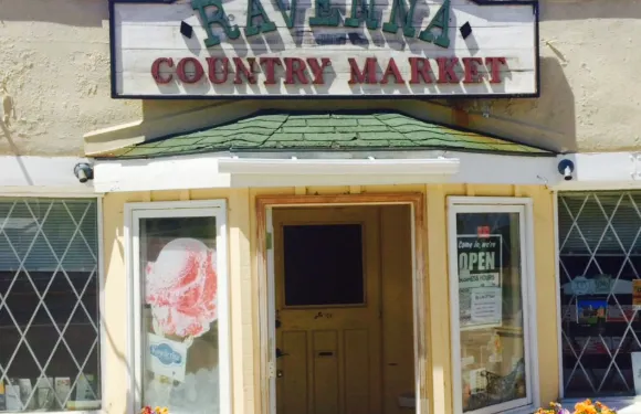 Ravenna Country Market