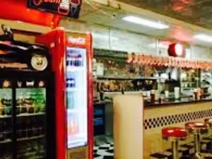 DJ's 50's and 60's Diner