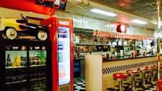 DJ's 50's and 60's Diner