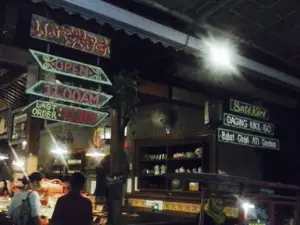 Waroeng Kroepoek