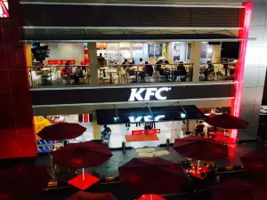 KFC Raya Diponegoro