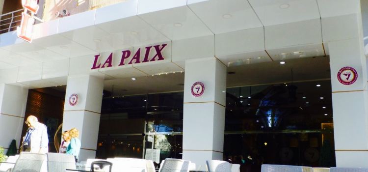 Cafe de Paix