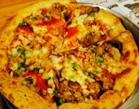 Winking Lizard Tavern