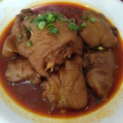 YILAOMATIHUA User Photo