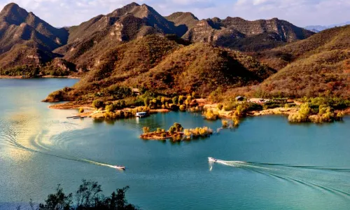 Yishui Lake