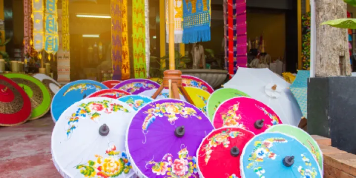 博桑手工制傘村