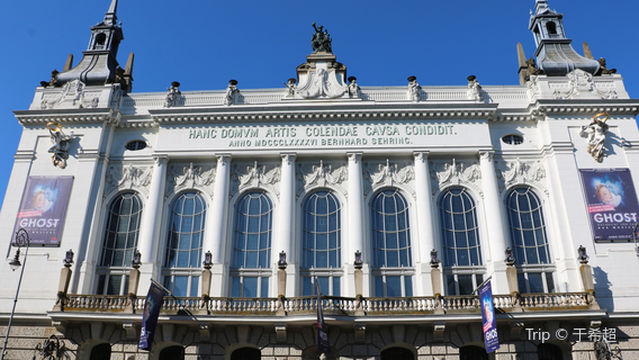 Theater des Westens